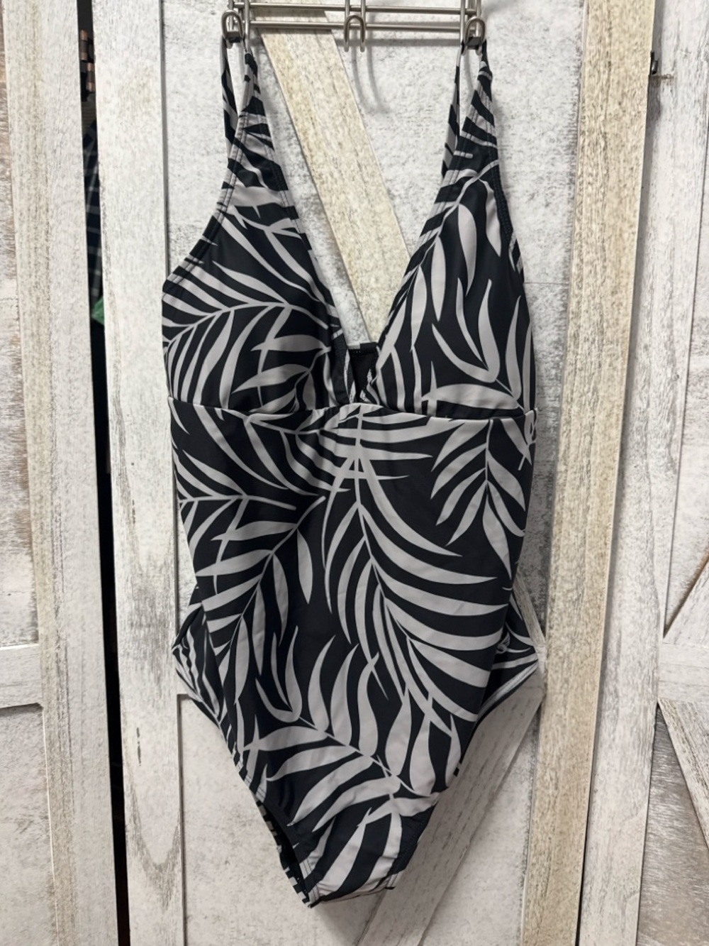 Black & Grey Leaf-Print One-Piece Swimsuit